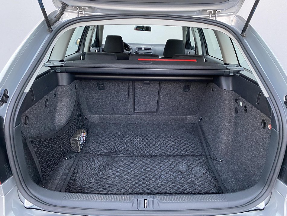 Škoda Octavia II 2.0 TDi Elegance