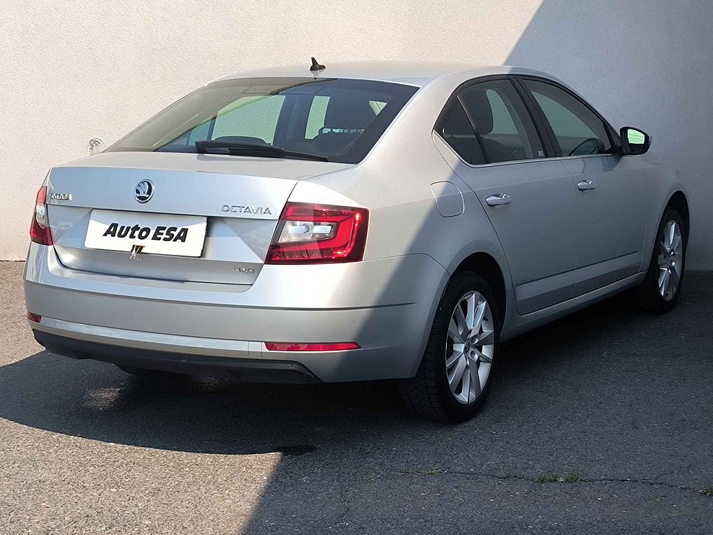 Škoda Octavia III 2.0TDI Style 4x4