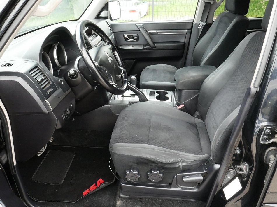 Mitsubishi Pajero 3.2Di-D  4x4