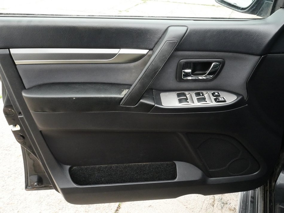 Mitsubishi Pajero 3.2Di-D  4x4