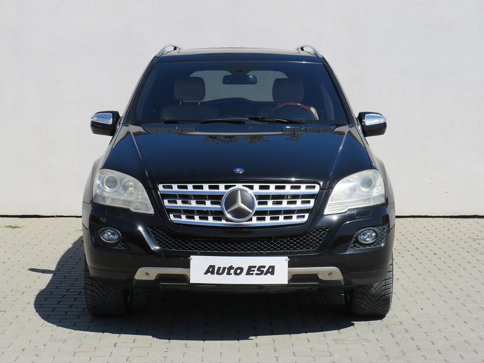 Mercedes-Benz Třída M 4.0CDi  ML 420
