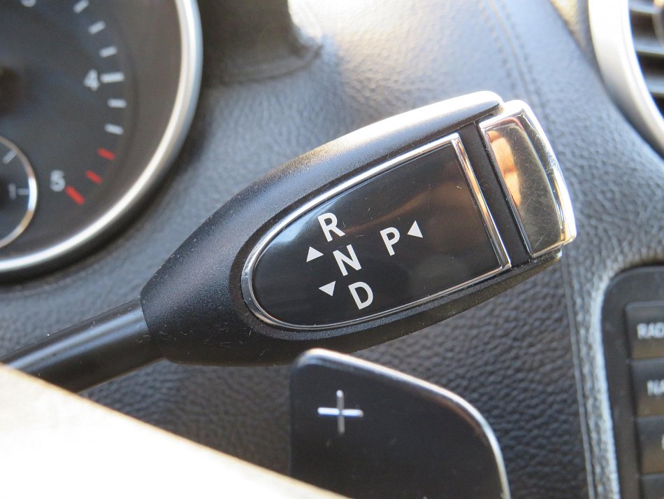 Mercedes-Benz Třída M 4.0CDi  ML 420