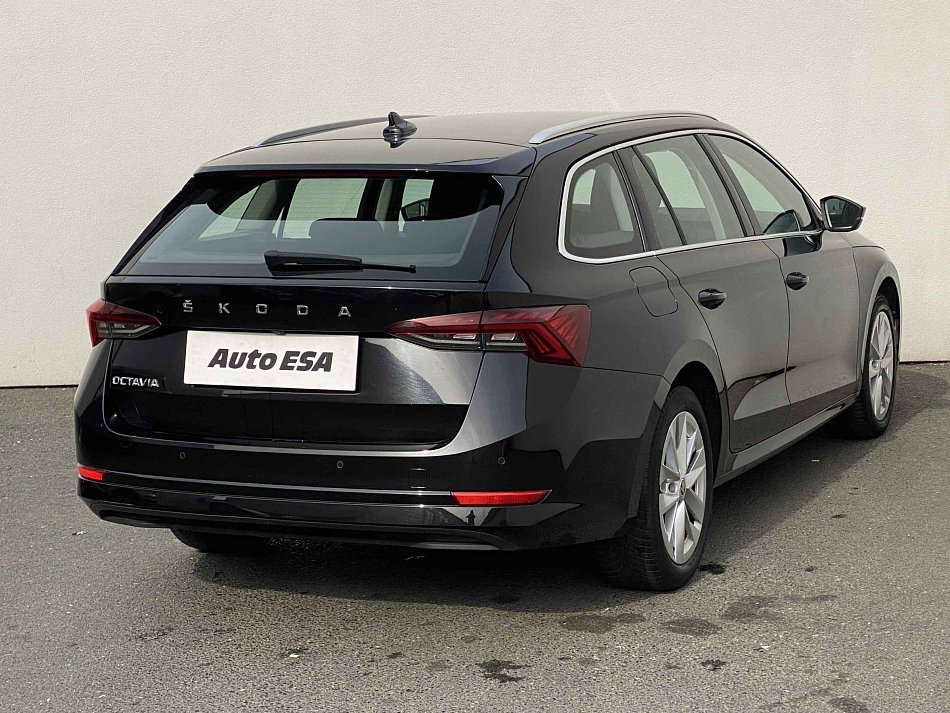 Škoda Octavia IV 2.0 TDi Style