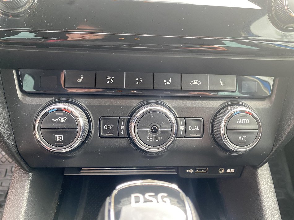 Škoda Octavia III 1.8 TSI Elegance