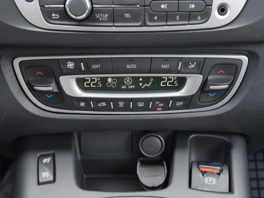 Renault Scénic 1.5 dCi  GRAND 7míst