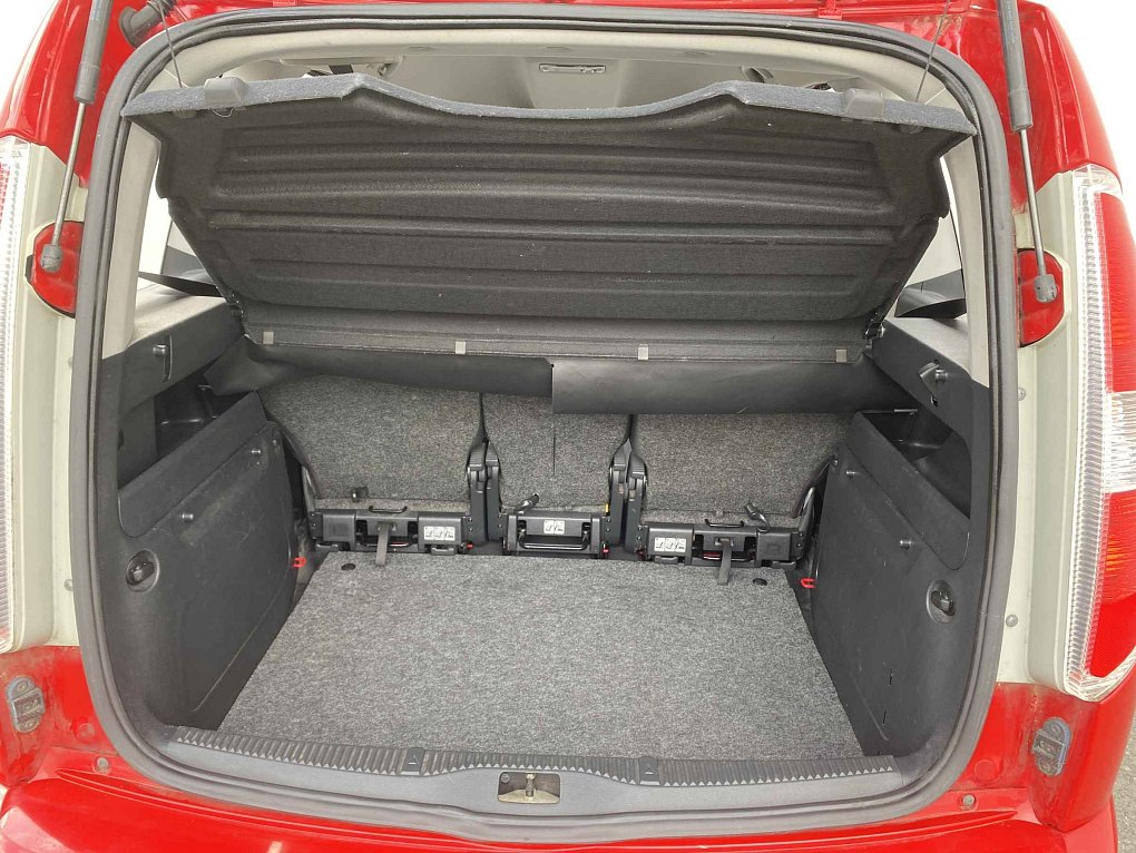 Škoda Roomster 1.2 12V 