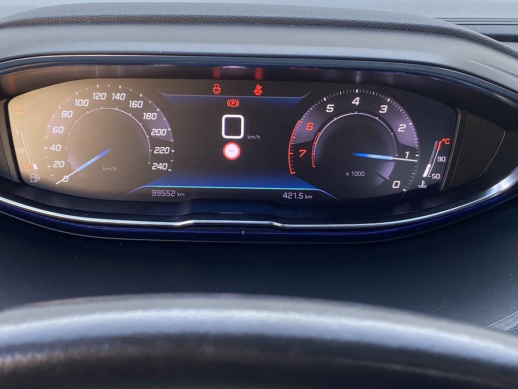 Peugeot 3008 1.2 PT 