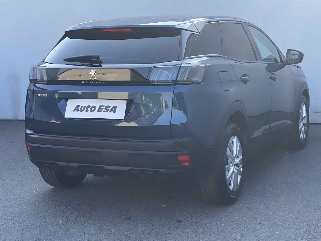 Peugeot 3008 1.2 PT 