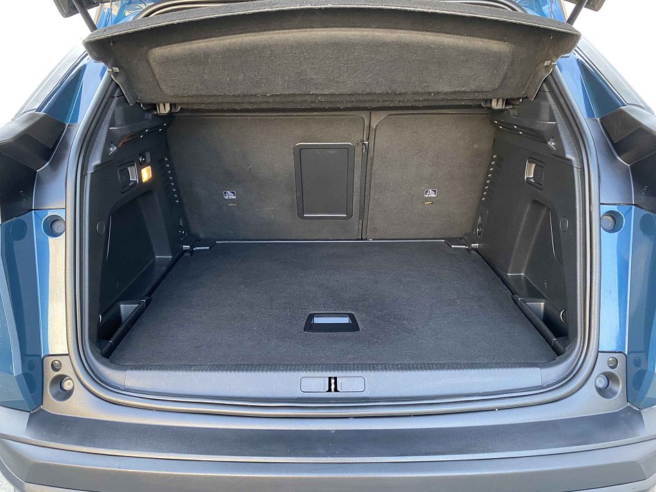 Peugeot 3008 1.2 PT 