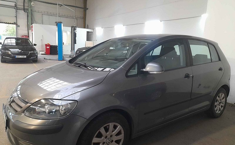 Volkswagen Golf Plus 1.6 FSI 