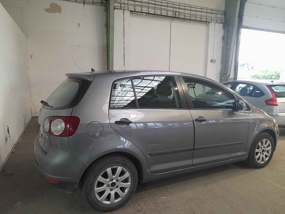 Volkswagen Golf Plus 1.6 FSI 