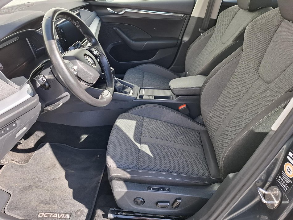 Škoda Octavia IV 1.5 TSi Style