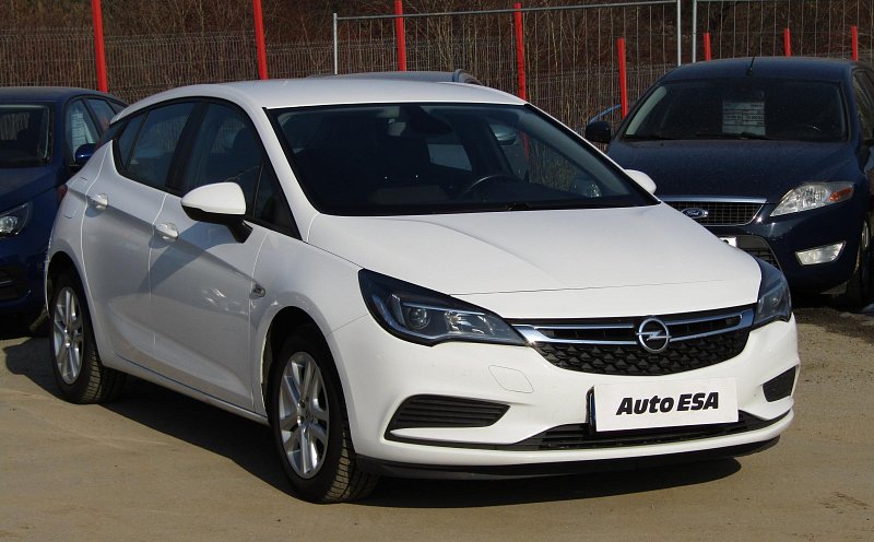 Opel Astra 1.6 CDTi 