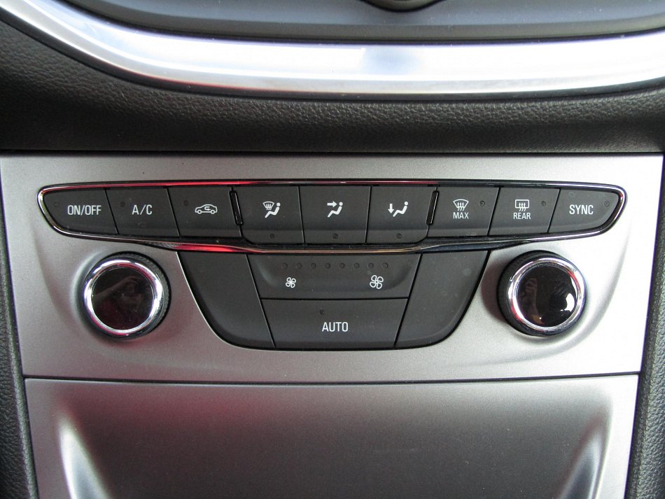 Opel Astra 1.6 CDTi 