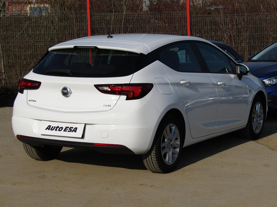 Opel Astra 1.6 CDTi 