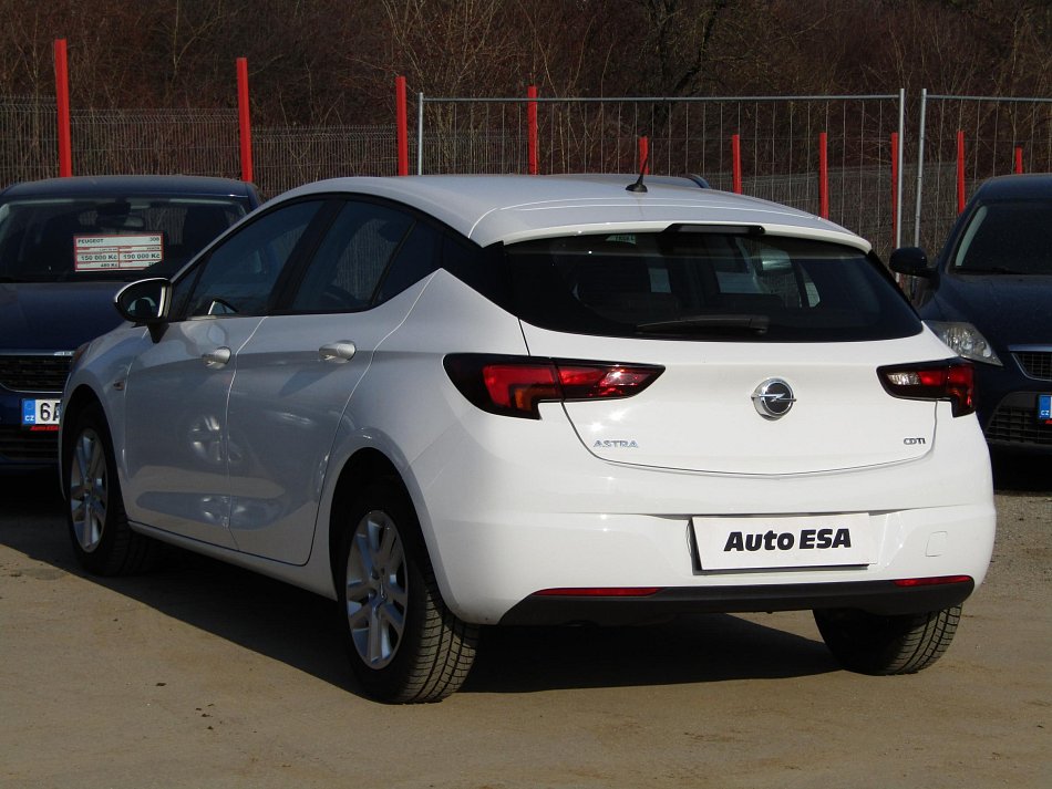 Opel Astra 1.6 CDTi 