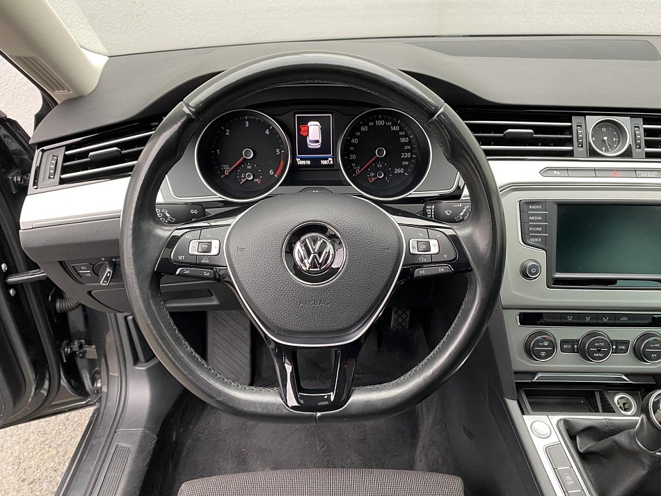 Volkswagen Passat 1.6 TDi Comfortline