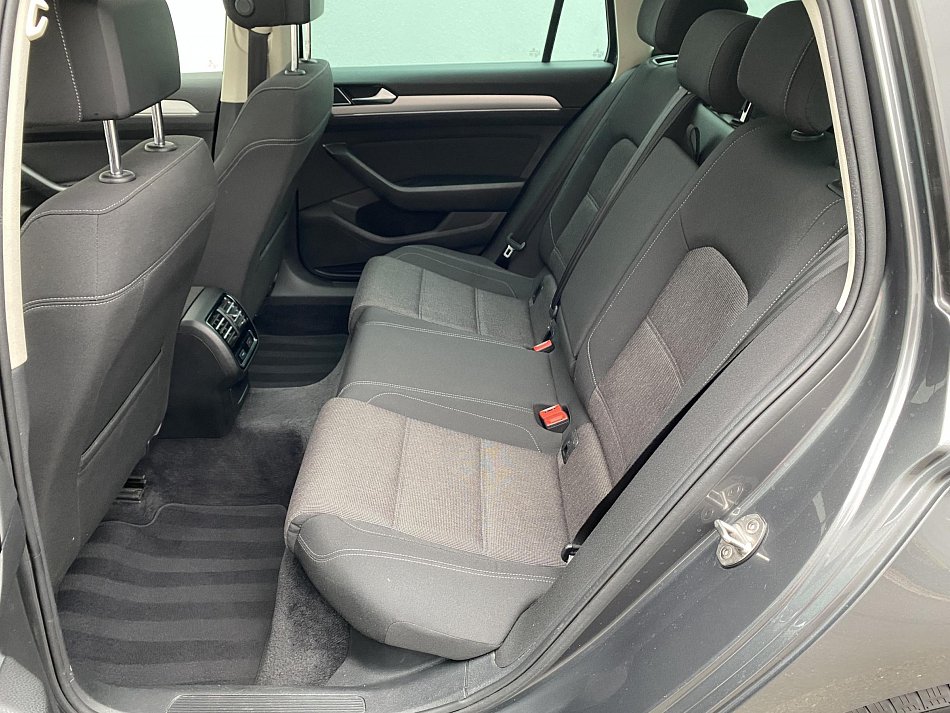 Volkswagen Passat 1.6 TDi Comfortline
