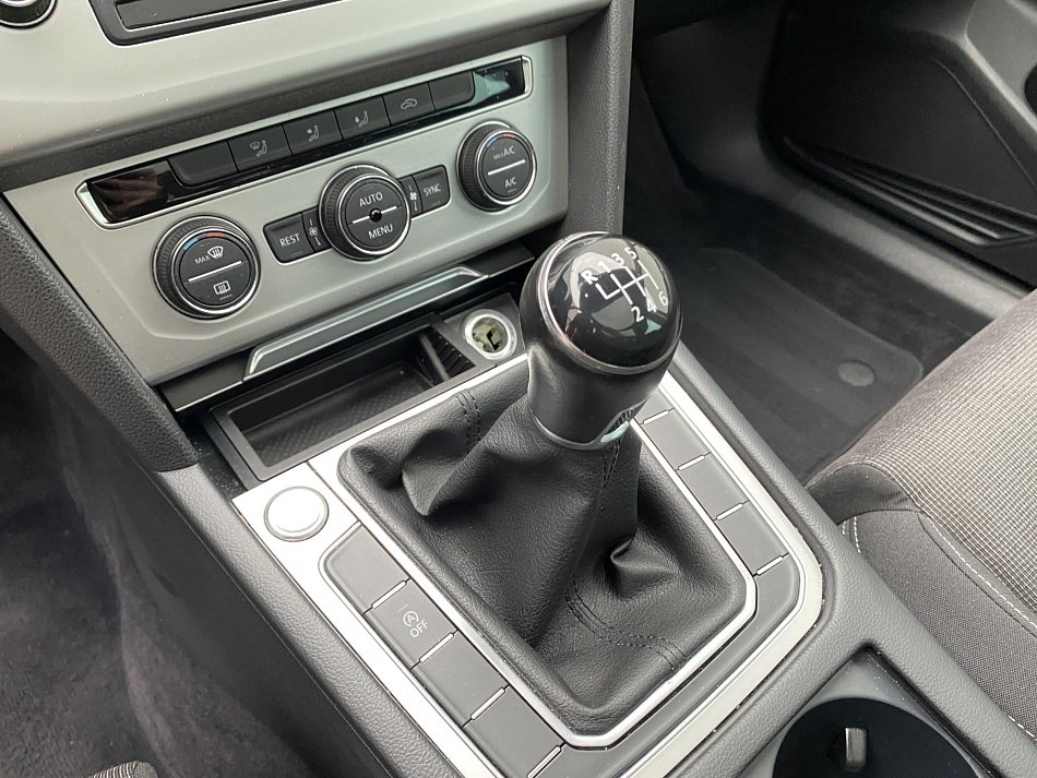 Volkswagen Passat 1.6 TDi Comfortline