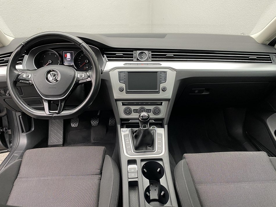 Volkswagen Passat 1.6 TDi Comfortline