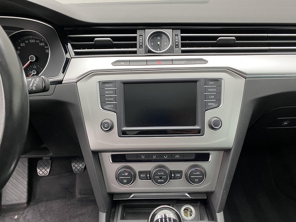 Volkswagen Passat 1.6 TDi Comfortline
