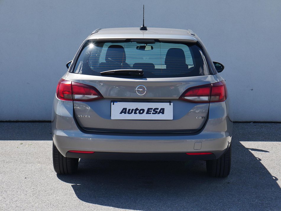 Opel Astra 1.6 CDTi 