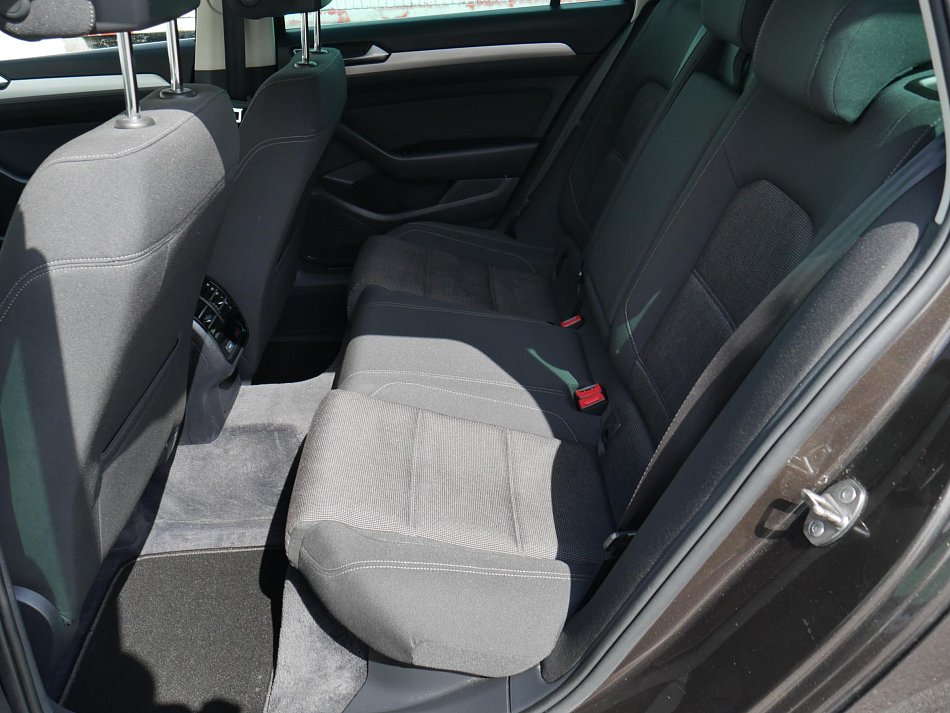 Volkswagen Passat 2.0 TDi Comfortline