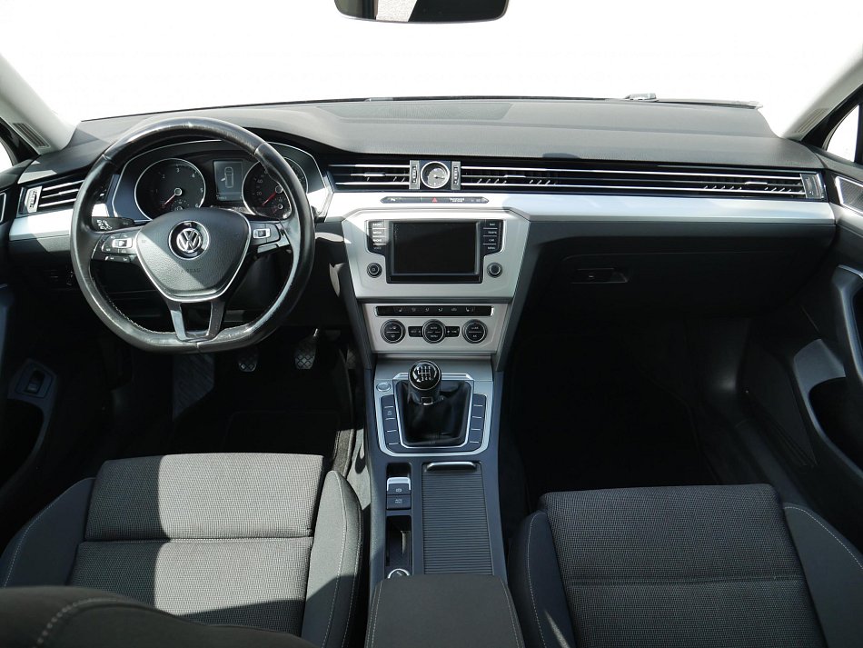 Volkswagen Passat 2.0 TDi Comfortline