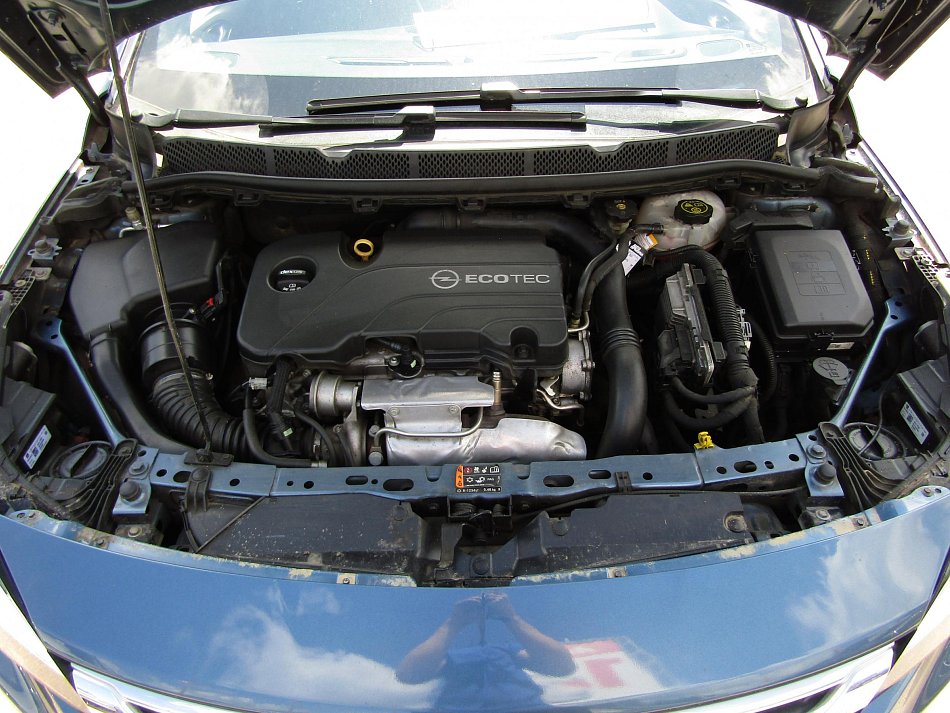 Opel Astra 1.4 T 