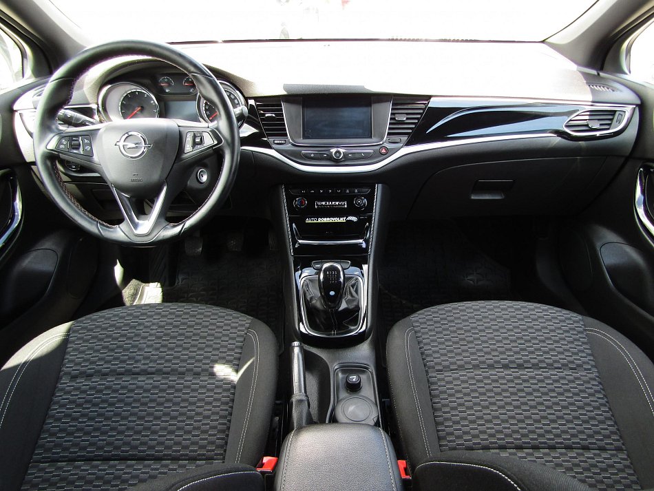 Opel Astra 1.4 T 