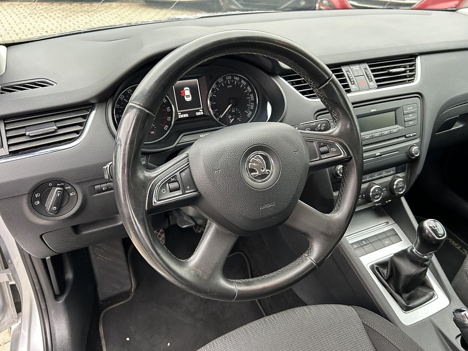 Škoda Octavia III 1.6TDi Elegance