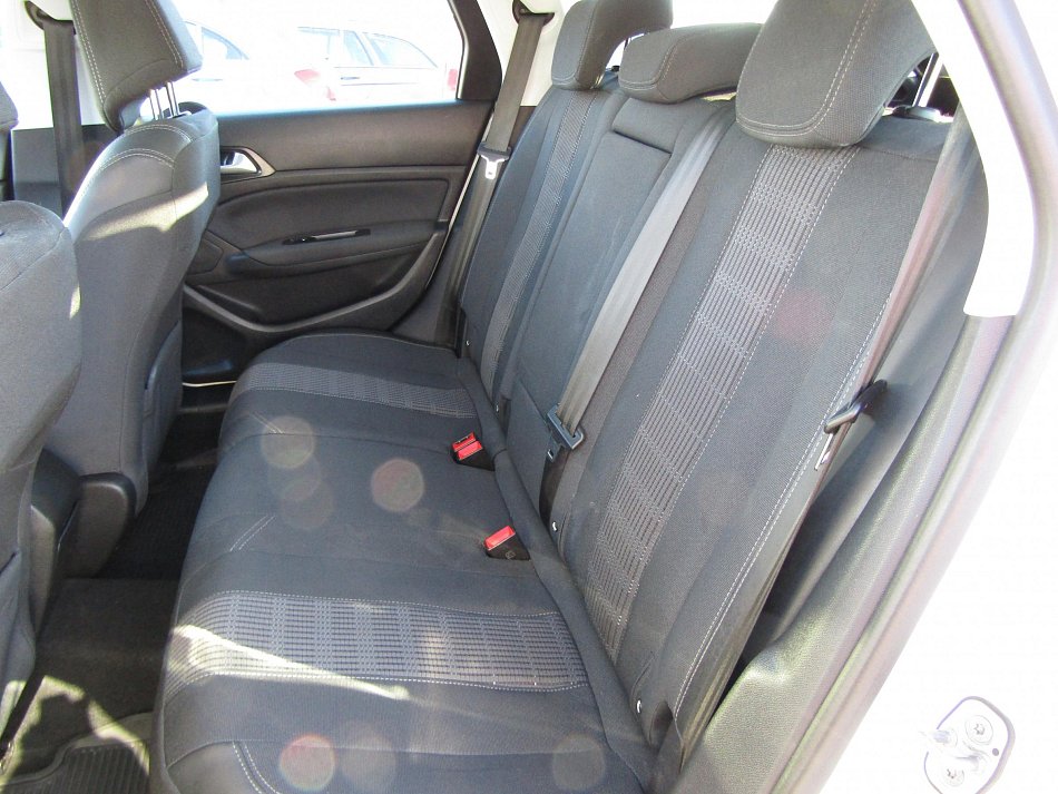 Peugeot 308 1.5 BlueHDi 