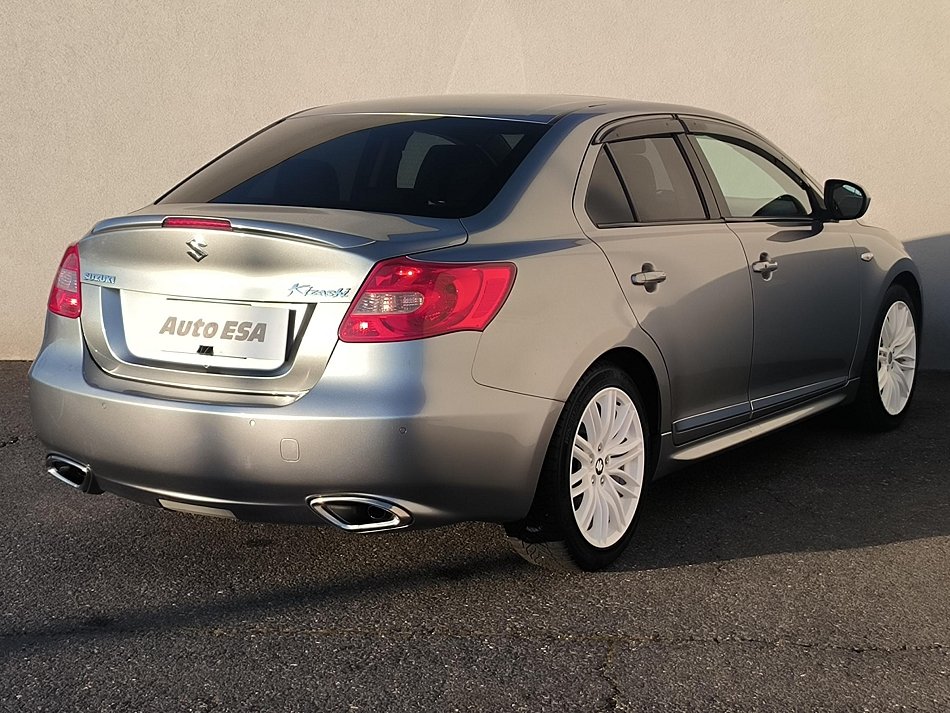 Suzuki KIZASHI 2.4VVT  4x4
