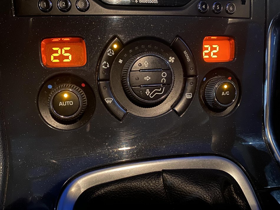 Peugeot 3008 1.6 HDi Active