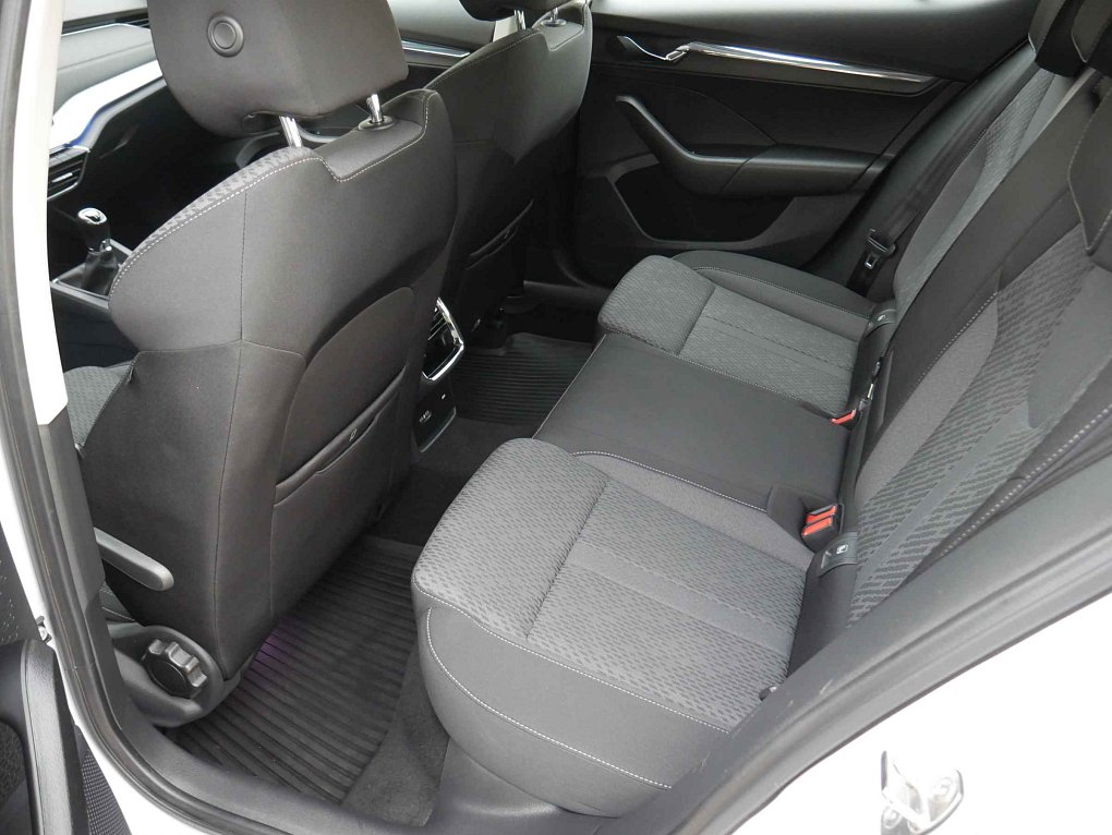 Škoda Octavia IV 2.0 TDi Style Plus