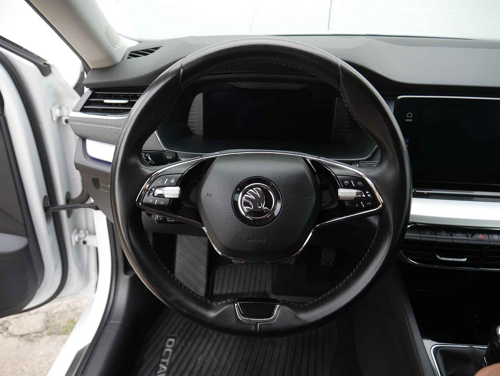 Škoda Octavia IV 2.0 TDi Style Plus