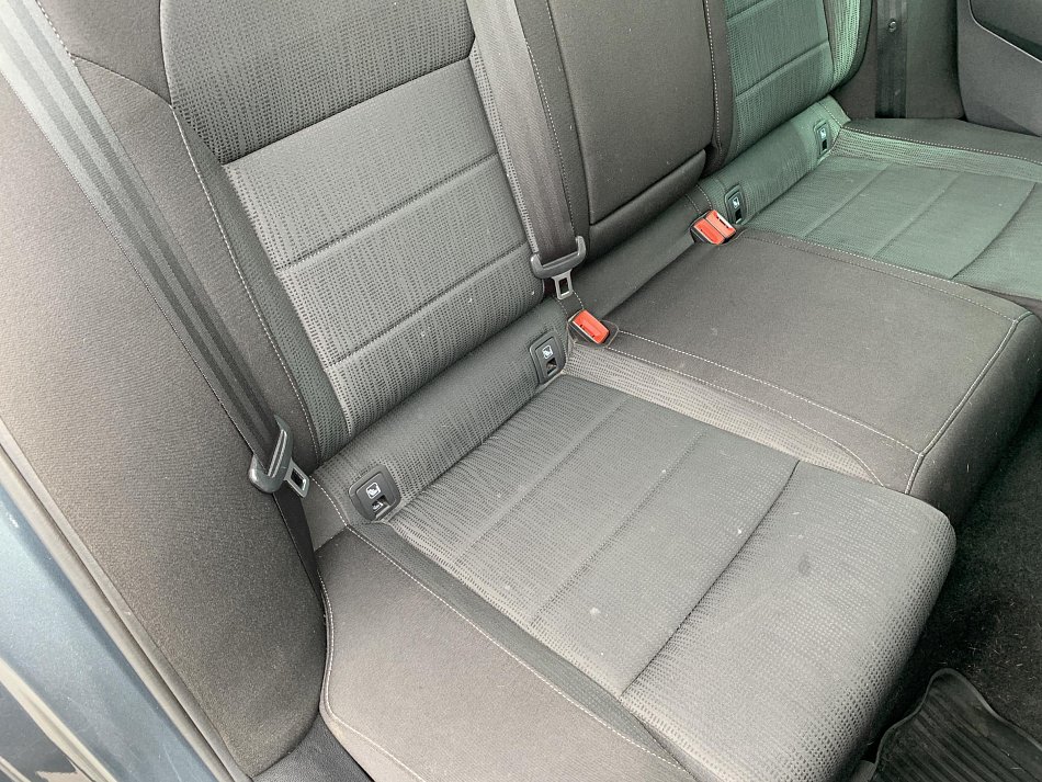 Škoda Superb III 2.0 TDI Ambiente