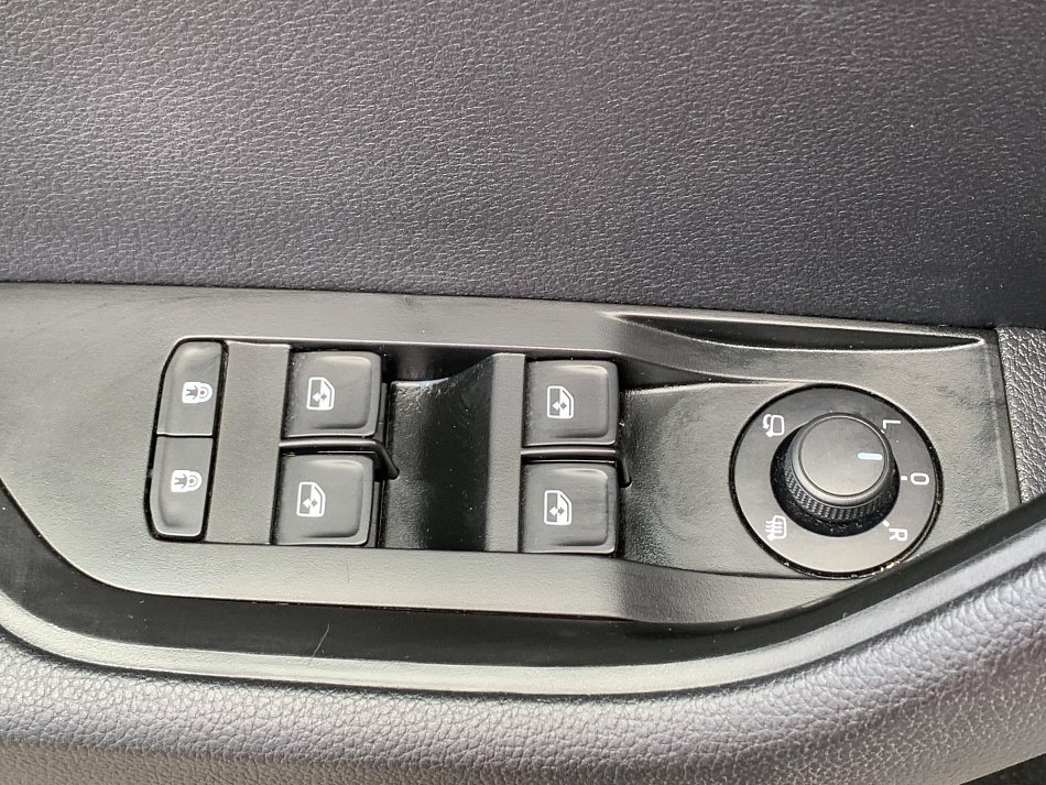 Škoda Superb III 2.0 TDI Ambiente