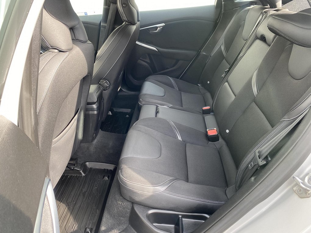 Volvo V40 1.6 D2 Momentum