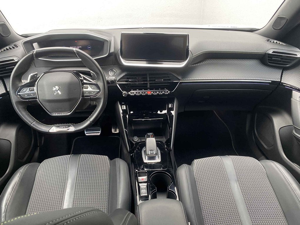Peugeot 2008 1.2 PT GT