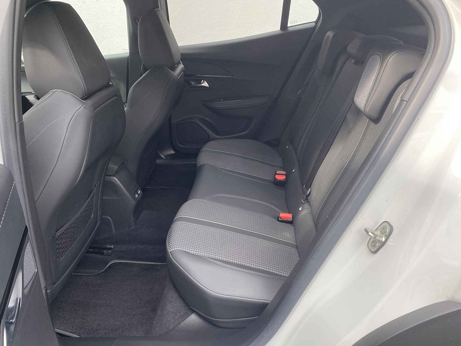 Peugeot 2008 1.2 PT GT