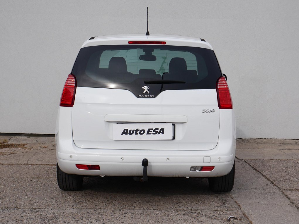 Peugeot 5008 1.2PT 