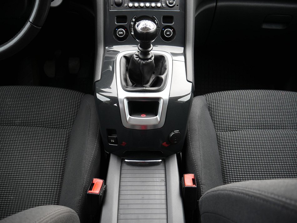 Peugeot 5008 1.2 PureTech 