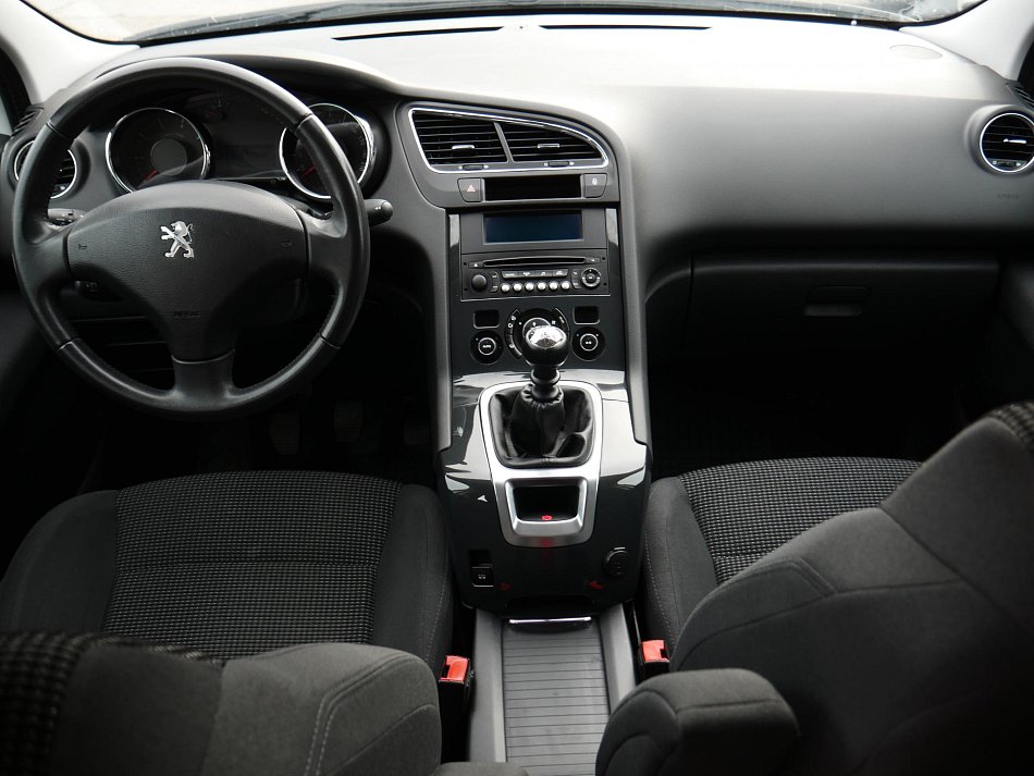 Peugeot 5008 1.2 PureTech 