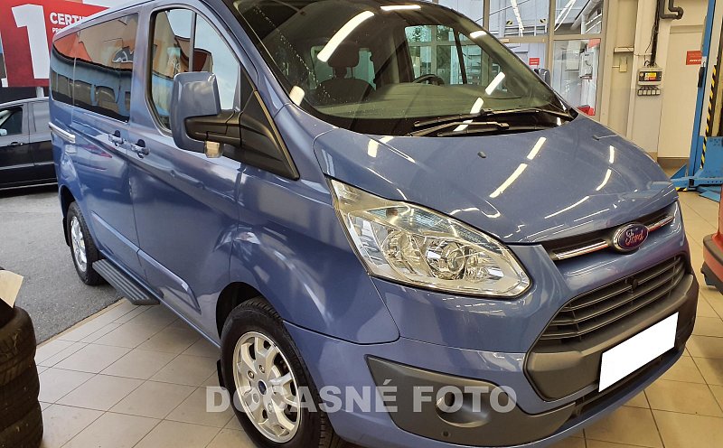 Ford Tourneo Custom 2.2 
