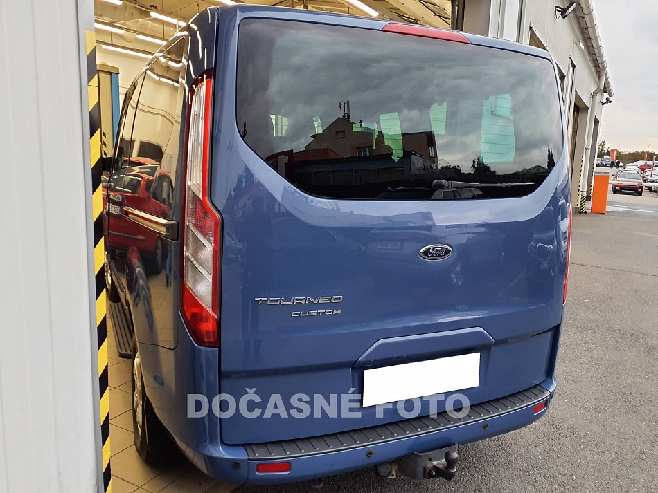 Ford Tourneo Custom 2.2 