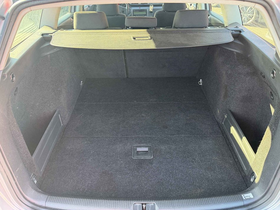 Volkswagen Passat 1.9TDi 