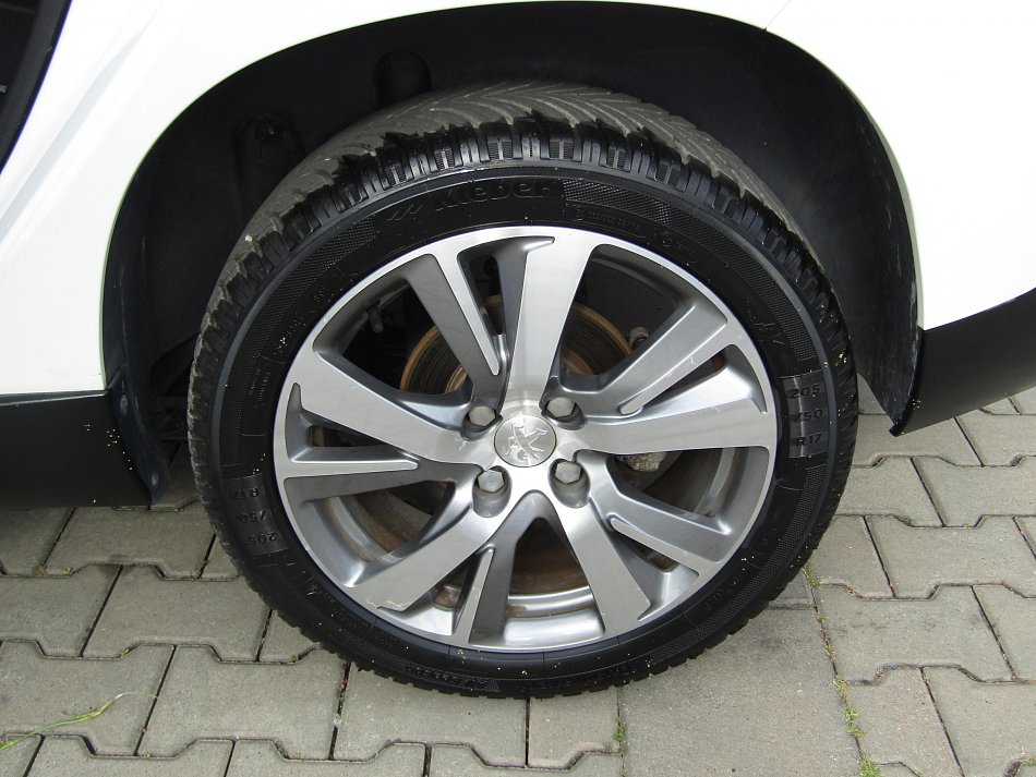 Peugeot 2008 1.2PT Allure