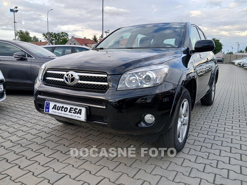 Toyota RAV4 2.2 D4-D  4x4