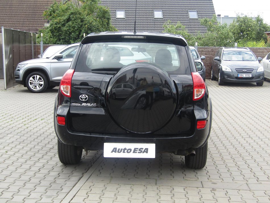 Toyota RAV4 2.2 D4-D  4x4